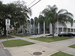 Mid-City branch of New Orleans Public Library in 2016