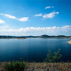 Sugarloaf Reservoir at Christmas Hills in the metropolitan area is one of Melbourne's closest water supplies.