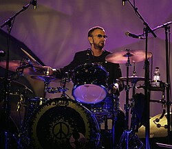 Starr performing in 2013