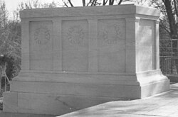 The Tomb of the Unknown Soldier at Arlington is Yule marble