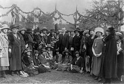 Pan-American women at the International Tree Planting – 1922