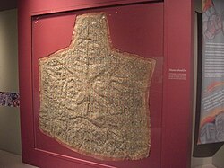 Tehuelche cloak; Museo de La Plata
