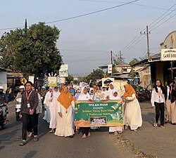 The parade celebrating the 1446th Hijriah Islamic New Year was carried out by several TPQ (a Quran education school in Indonesia) in Nampes Hamlet