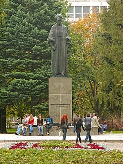 Statue of Maria Skłodowska-Curie (Lublin)