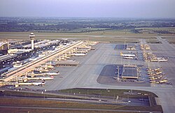 Terminal 1 in 2001, before Terminal 2 opened