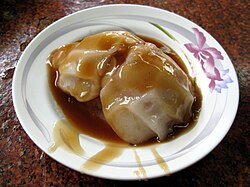 Ba-wan served with sweet sauce