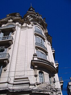 The upper floors of the Lavardén building.