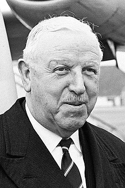 Stanley Rous can be considered a "founding father" of the road for a club world cup. As a referee, he participated in the 1930 Coupe des Nations. As a football official, he endorsed and supported Copa Rio and the International Soccer League. As FIFA president, he was the first FIFA official to propose the expansion of the Intercontinental Cup into an all-confederations Club World Cup under FIFA auspices, a proposal he put forward in 1967 and that would turn into the FIFA Club World Cup in 2000