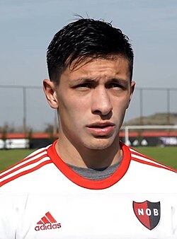 Martínez with Newell's Old Boys in 2016