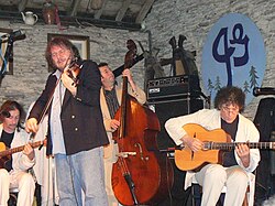 Belgian virtuoso violinist Yves Teicher and the Chorda Trio at la Ferme de la Madelonne in Gouvy (Belgium) during the 2007 Djangofolllies
