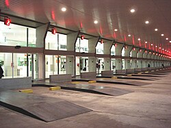 Bus terminal