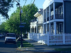 Algiers Point housesLate 19th-century houses at the corner of Delaronde and Olivier Streets