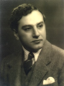 Hamid Mirza, heir presumptive and head of the Qajar dynasty from 1975 till 1988[13]