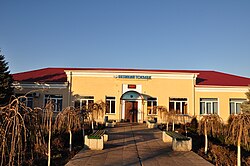 Velikiy Tokmak railway station