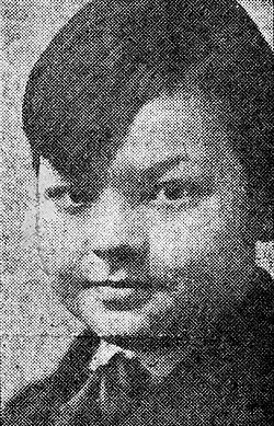 Welles in 1926: "Cartoonist, Actor, Poet and only 10"