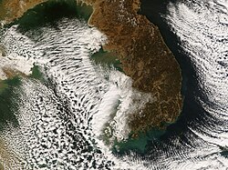 Lake-effect snow bands near the Korean Peninsula in early December 2008
