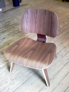 Eames Lounge Chair Wood (LCW)