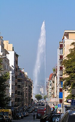 View of the Jet d'eau from Rue du 31 Décembre.