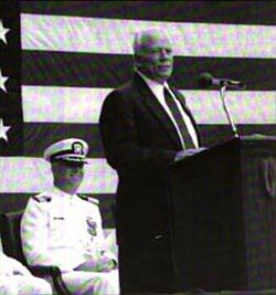 Fordice giving a speech in 1997