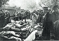 Corpses of Jewish victims collected for burial in the aftermath of the Białystok pogrom (1906)