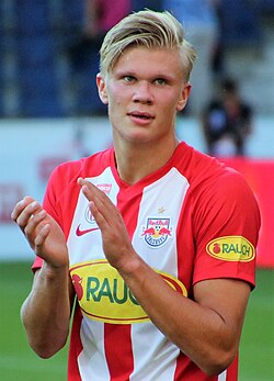 Haaland playing for Red Bull Salzburg in 2019