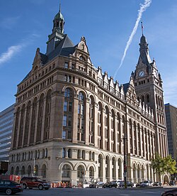 Milwaukee City Hall was built in 1895 and based on German counterparts.