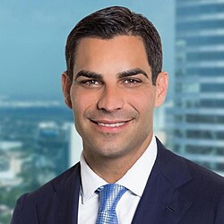 Official portrait, 2017