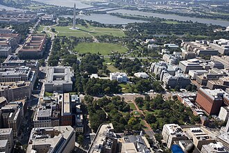 The White House complex and vicinity in 2006, viewed from the north with the Potomac River, Jefferson Memorial, and Washington Monument visible to the south