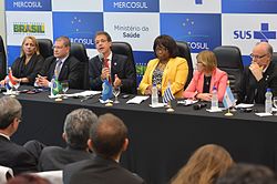 Daniel Gollan with fellow health ministers of Mercosul in 2015