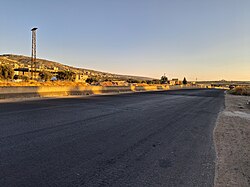 M10 motorway outside Ariha city area, where the motorway connects to the recently constructed section and Jersey barrier becomes taller until reaching at most 150 centimeters height.