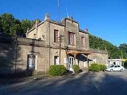 Mercedes station building