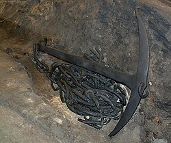 Anchor from the Ladby ship. The construction of this anchor—made of Norwegian iron— has several advantages when anchored in deep waters or in rough seas.[115]