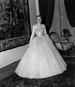 Perón wearing a dress designed by Christian Dior