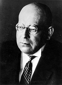 Oswald Spengler, a philosopher of history