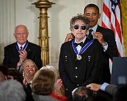 President Obama presents Dylan with a Medal of Freedom, May 2012.