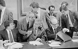 Paul Laxalt, Mark Hatfield, and Stennis before a conference on the Emergency Jobs Act of 1983
