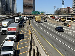 I-95 southbound approaching split with US 1/9/US 46 past the George Washington Bridge in Fort Lee