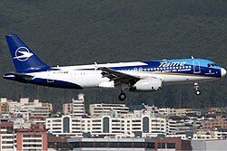 An Airbus A320 with old livery at Quito in 2010