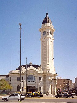 Front entrance and clock tower of the Mariano Moreno Bus Terminal in Rosario
