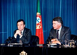 Guterres and Prime Minister of Spain Felipe González, in January 1996