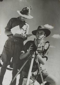 Australian troops using a Mance mk.V heliograph in the Western Desert in November 1940