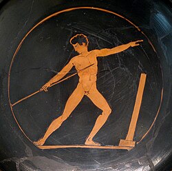Javelin thrower on an Athenian red-figure cup, 5th century BCE (Berlin Antikensammlung F 2728)