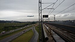 View of Hélio Smidt Highway and Line 13 (CPTM) around Guarulhos