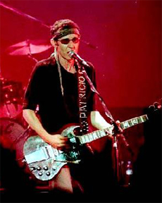 Skay Beilinson was the first in embark on a solo career