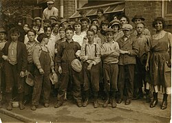 Child labor at Lane Cotton Mill, 1913. Photo by Lewis Hine.