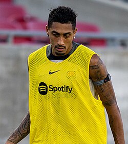 Raphinha training with Barcelona in 2023