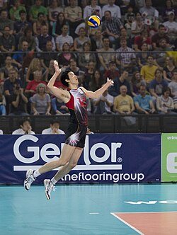 A player making a jump serve