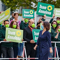 Green supporters supporting Annalena Baerbock in 2021