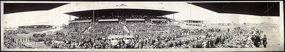 Panorama of Willard's title fight against Jack Johnson in Havana, Cuba, 1915