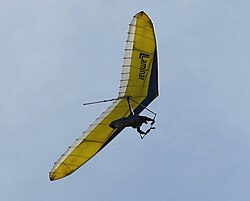 There were 7,000 hang gliders registered in the UK in 2005.[8]